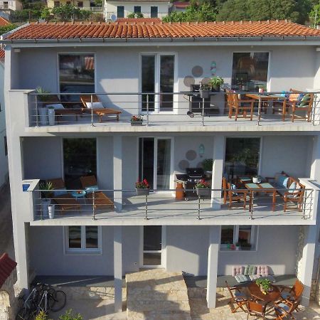 Anemos Apartman Tisno Exterior photo