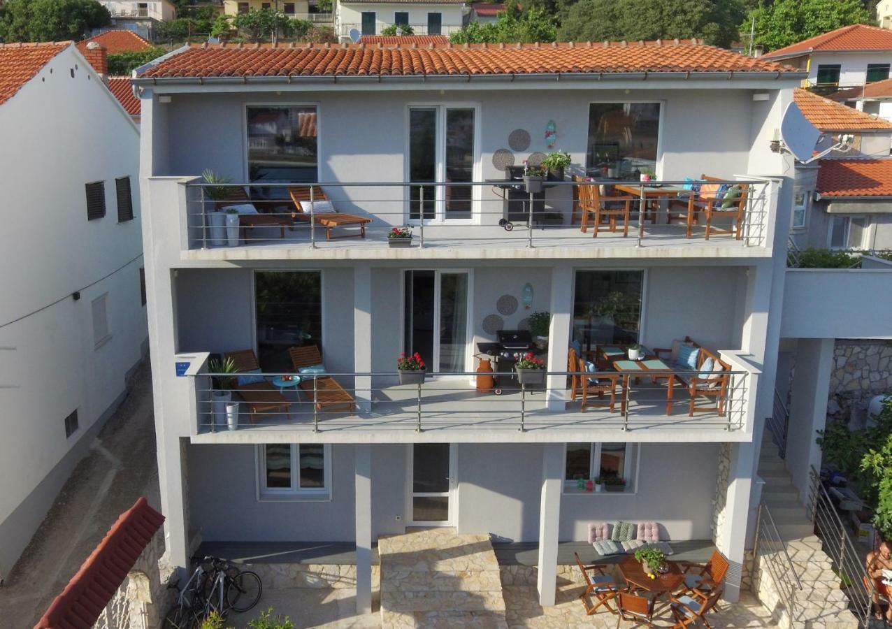 Anemos Apartman Tisno Exterior photo